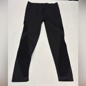 Z by Zobha black leggings hole details size large 24” inseam worn once